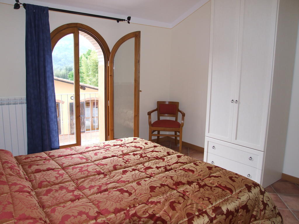 Agriturismo Il Cantastorie Montecatini-Terme Pokój zdjęcie